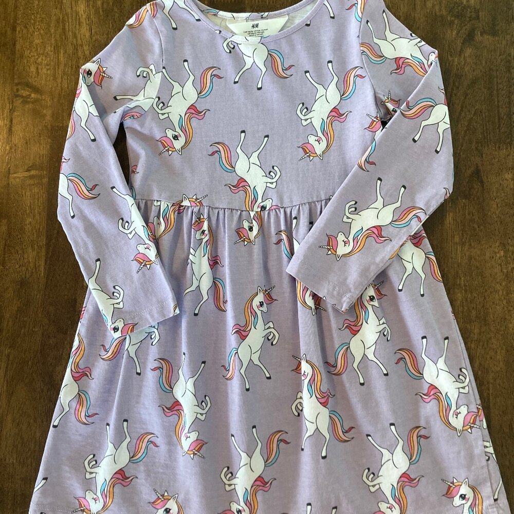 Girls H&M Cotton Long Sleeved Dress Light Purple w/Unicorns Size 6 Like New!